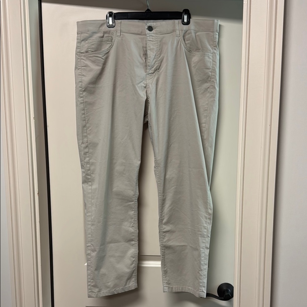 Faherty Movement 5 Pocket Pant - Light Sand